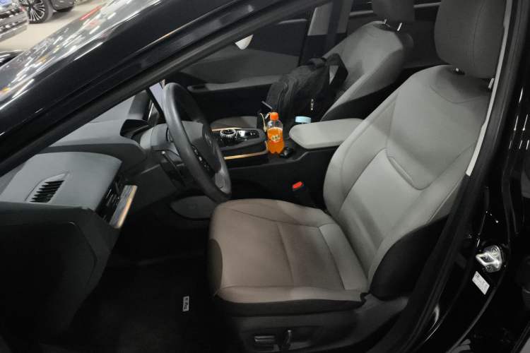 Used Toyota bZ3 2024 517 km Elite PRO
