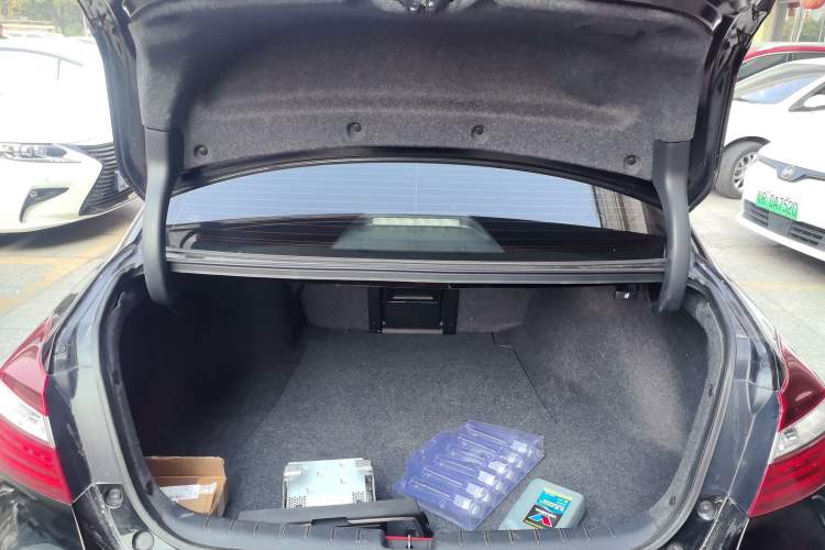 Used Honda Accord 2016 2.0L Elite Edition
