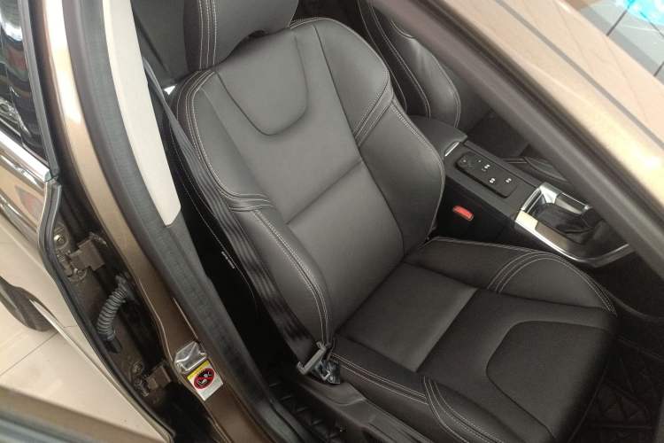 Used Volvo XC60 2016 T5 AWD Zhiyuan Edition