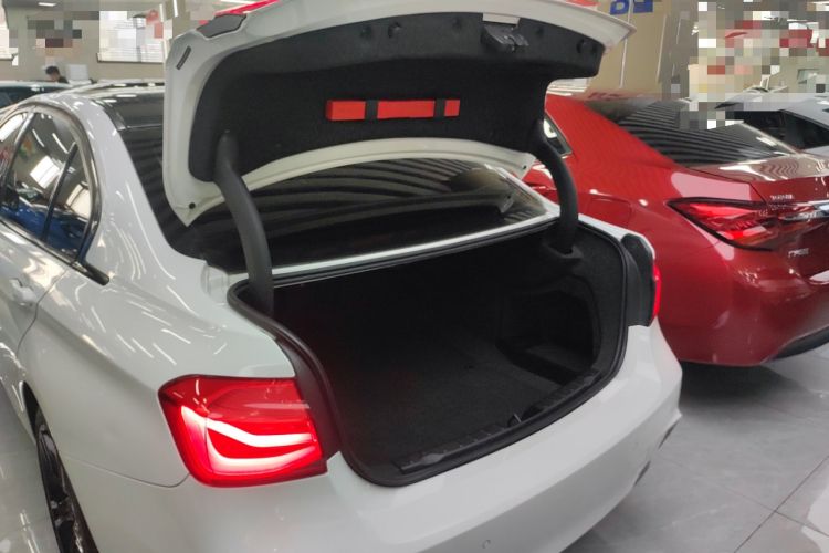 Used BMW 3 Series 2018 320Li Leading Model M Sport Package