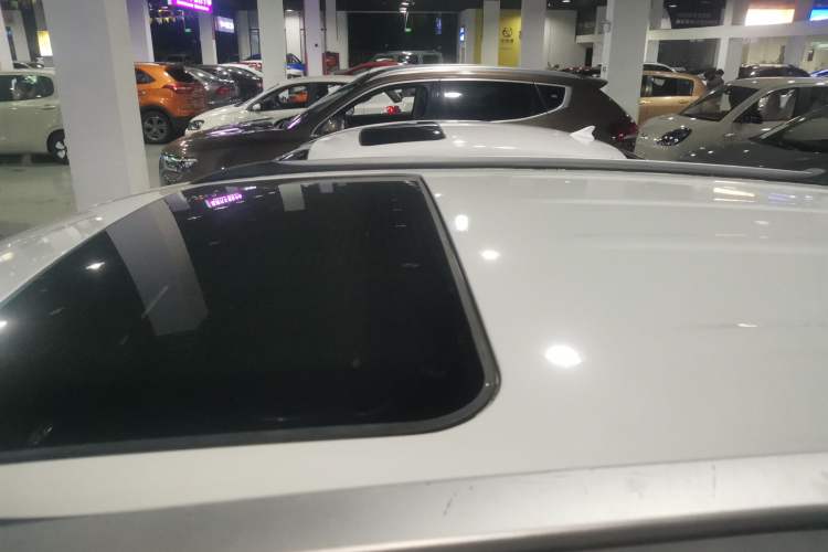 Used Buick Encore 2015 1.4T Automatic Two-Wheel Drive Urban Elite Version