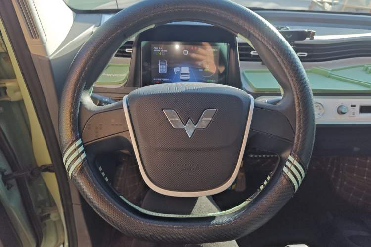 Used Wuling Hongguang MINIEV 2021 Macaron Fashion Model Lithium Iron Phosphate
