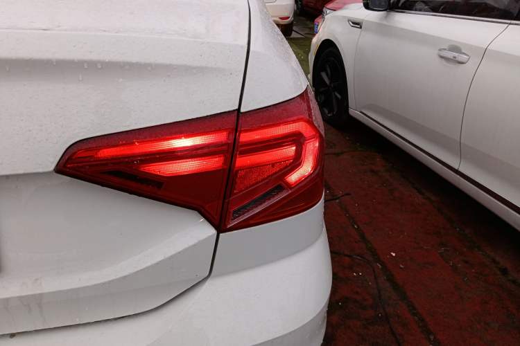 Used Volkswagen Jetta 2017 1.5L Automatic Comfort Model
