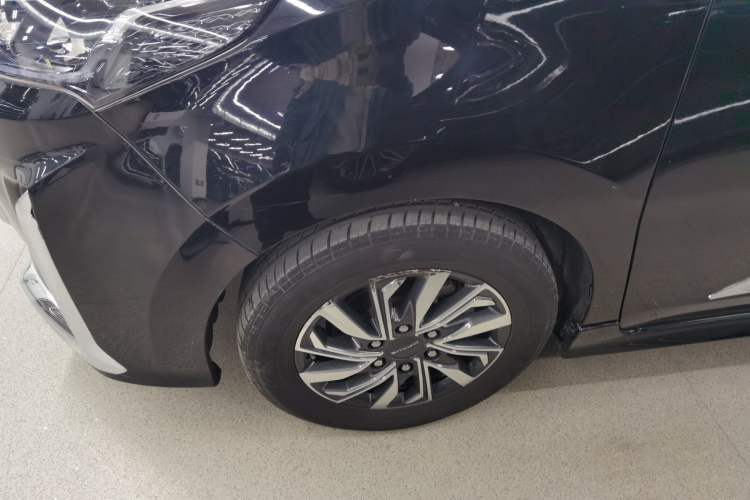 Used SAIC MAXUS G20 2021 Facelifted PLUS 2.0T Gasoline Automatic Luxury Edition
