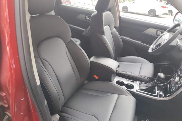 Used Haval H2 2016 Red-Label 1.5T Automatic Two-Wheel Drive Luxury Model