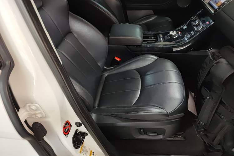 Used Land Rover Range Rover Evoque 2017 2.0T PURE Style Edition
