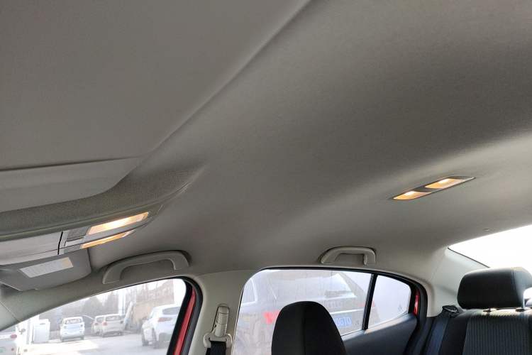 Used Mazda Mazda 3 Axela 2016 Sedan 1.5L Automatic Comfort Model
