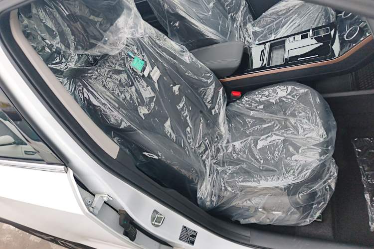 Used EXEED Zhuifeng C-DM 2022 1.5 TCI-DHT 105 km "Chengfeng Qi" Edition