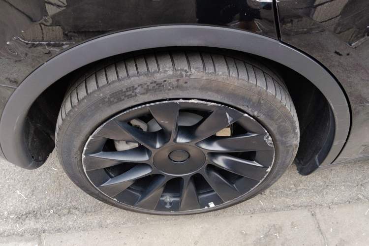 Used Tesla Model Y 2022 Rear-Wheel-Drive Version
