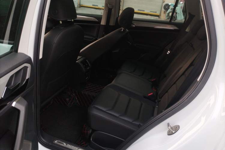 Used Volkswagen Tayron 2019 330TSI Two-Wheel Drive Luxury Model China VI Standard
