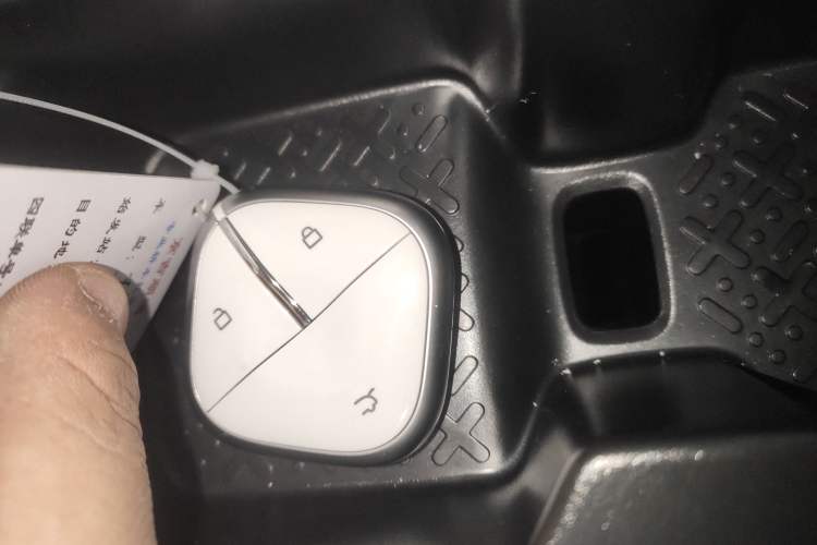 Used Wuling Bingo PLUS 2024 330 km Range Five-Seater Version