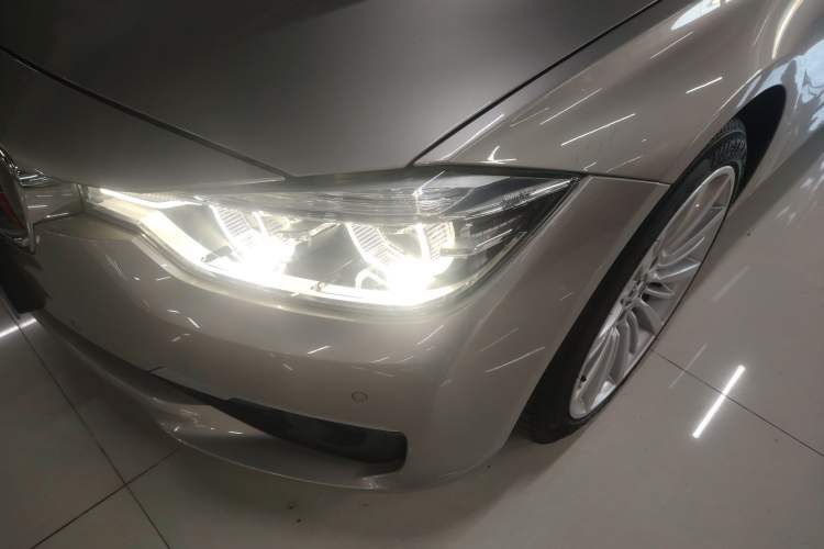 Used BMW 3 Series 2018 320Li Fashion Model
