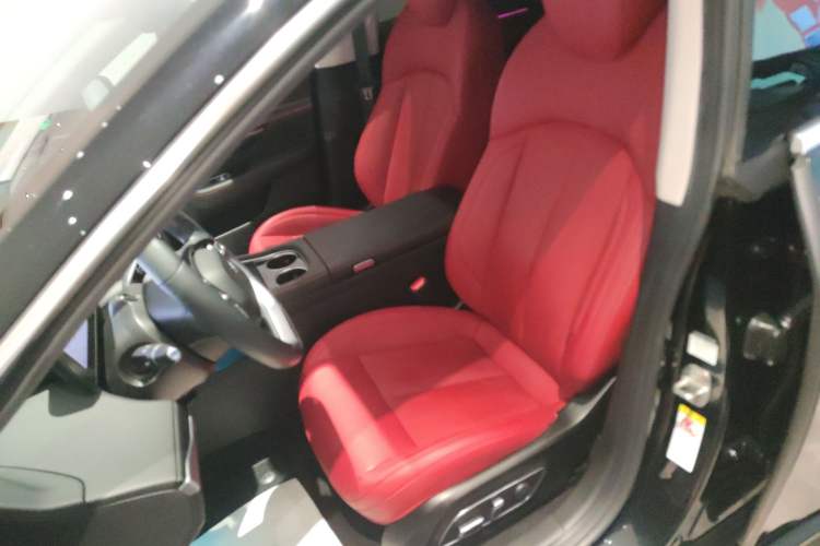 Used XPeng P7 2023 P7i 702 Pro