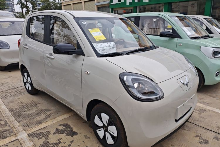 Used Wuling Hongguang MINIEV 2025 Four-Door Version Advanced Edition
