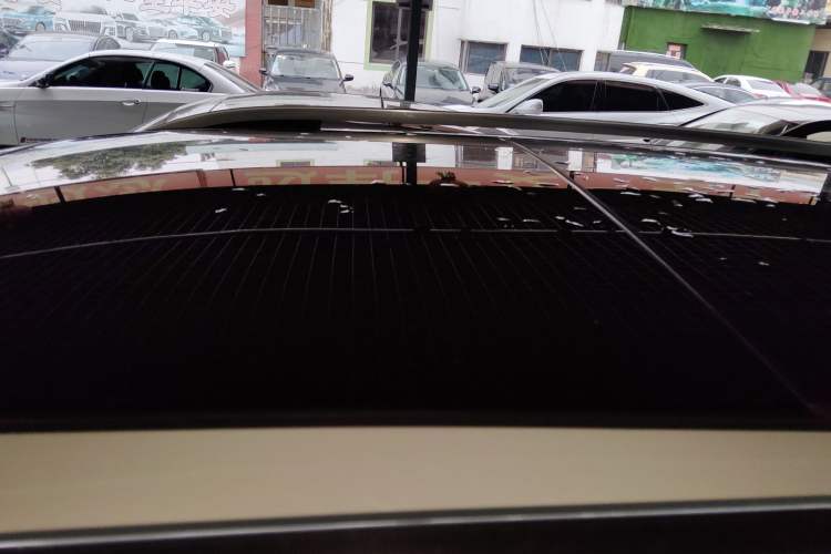 Used Volkswagen Tiguan L 2019 Updated Version 330TSI Automatic Two-Wheel Drive Panoramic Comfort Edition China VI Standard
