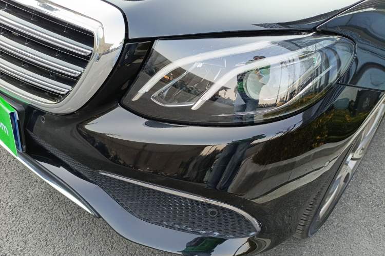 Used Mercedes-Benz E-Class 2019 E 260 L