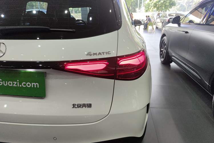 Used Mercedes-Benz GLC 2023 GLC 300 L 4MATIC Dynamic Edition 5-seater