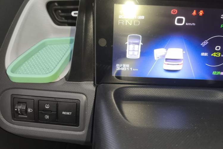 Used Wuling Hongguang MINIEV 2021 Macaron Fashion Model Lithium Iron Phosphate
