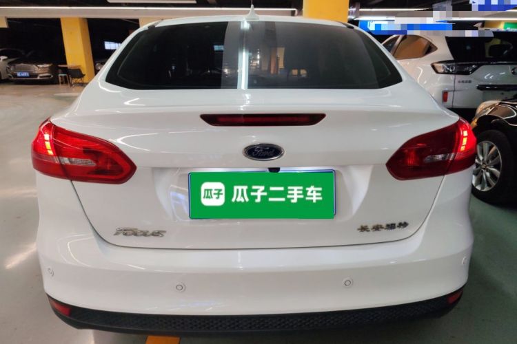 Used Ford Focus 2018 Sedan Classic 1.6L Automatic Trendy SmartDrive Edition
