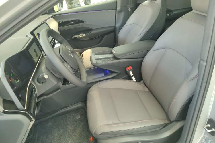 Used Hongqi EH7 2025 600 Smart Selection Edition