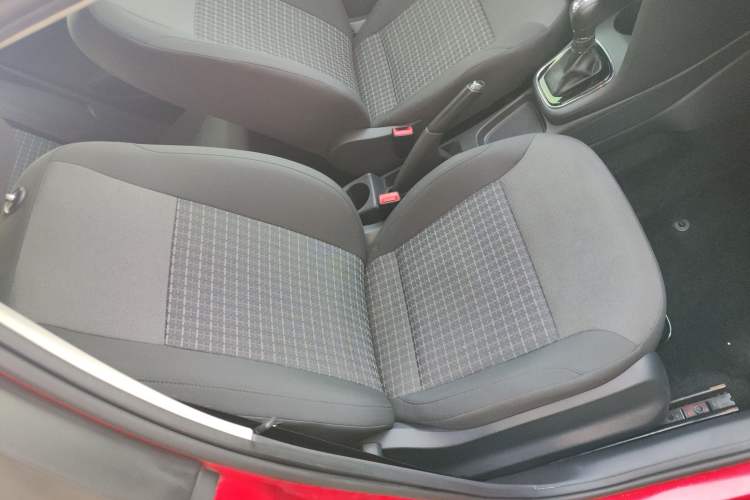 Used Volkswagen Polo 2016 1.6L Automatic Comfort Model