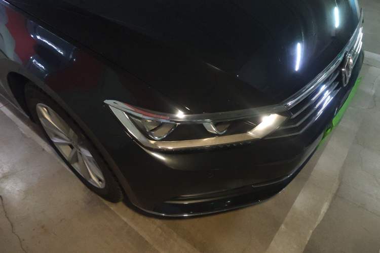 Used Volkswagen Magotan 2019 330TSI DSG Leading Model China VI Standard
