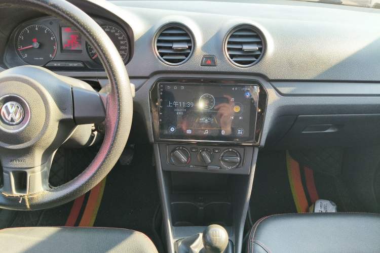 Used Volkswagen Jetta 2015 1.6L Manual Fashion Edition