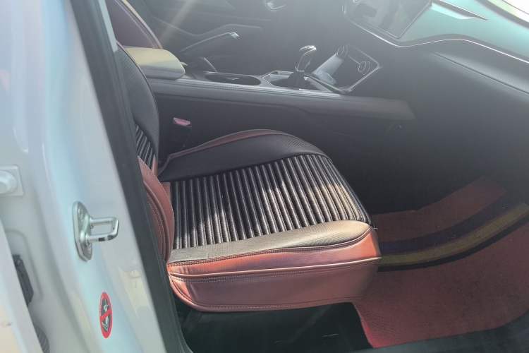 Used Geely Auto Binray 2018 14T Manual Binzhi Edition