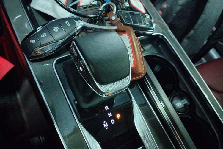 Used Hongqi HS5 2023 2.0T Four-Wheel Drive Flagship Pro Edition
