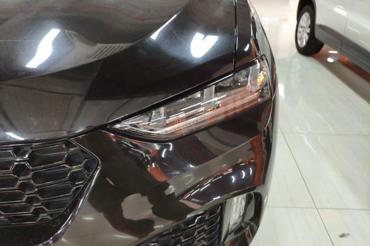 Used Wey VV7 2017 2.0T Ultra-Luxury Version
