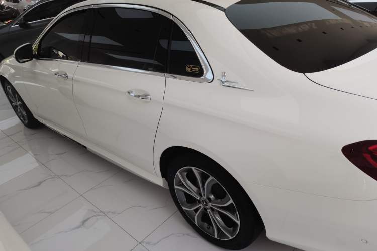 Used Mercedes-Benz E-Class 2020 Restyled E 300 L Sporty and Stylish Edition
