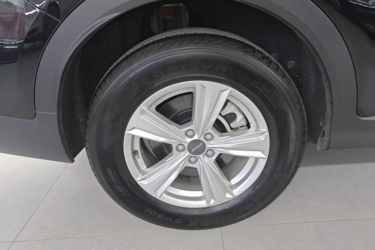 Used JETOUR X70 2025 1.5T Manual Overdrive Version 5 Seats
