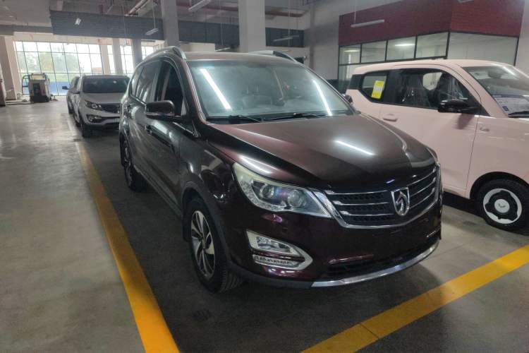 Used Baojun 560 2015 1.8L Manual Luxury Model