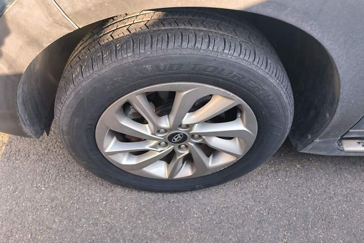 Used Hyundai Tucson 2015 1.6T Dual-Clutch Two-Wheel-Drive Smart Model
