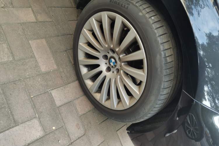 Used BMW 5 Series GT 2014 535i Leading Model
