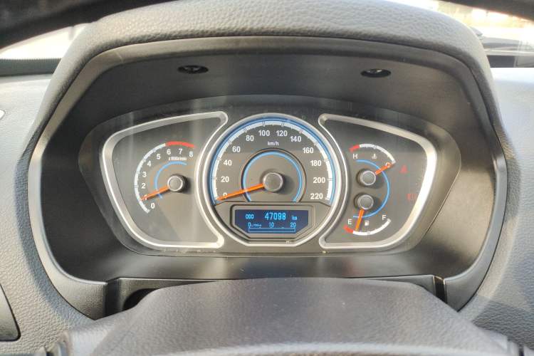 Used Haima S7 2015 Revised Version 2.0L Manual – Zongcheng Edition