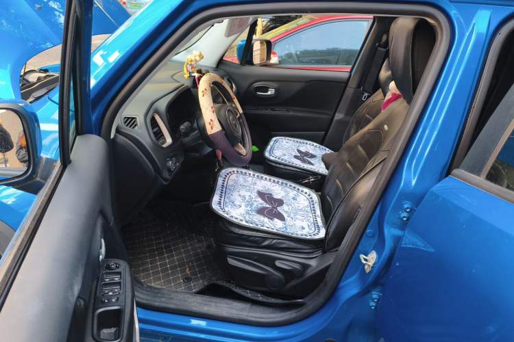 Used  Renegade 2017 180T Automatic Jingneng Edition