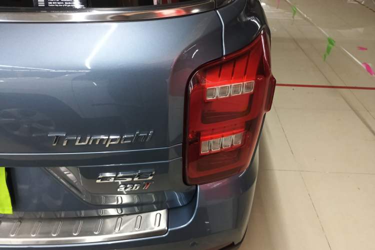 Used GAC Trumpchi GS8 2017 320T Two-Wheel Drive Luxury Smart Connectivity Version (7 Seats)