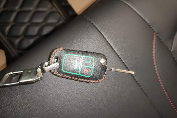 Used Chevrolet Monza 2022 Light Hybrid Redline 320T Dual-Clutch Thrilling Edition