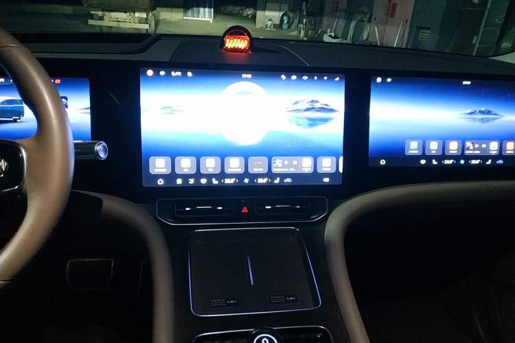 Used Hima AITO M9 2024 Range-Extended Ultra Version 52 kWh 5-Seater Model
