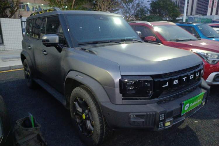 Used Jetour Traveler 2023 2.0T All-Wheel Drive CrossPRO+
