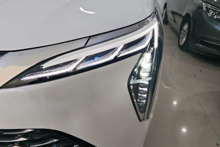 Used Buick Century 2025 2.0T Seven-Seater Yinshi Edition
