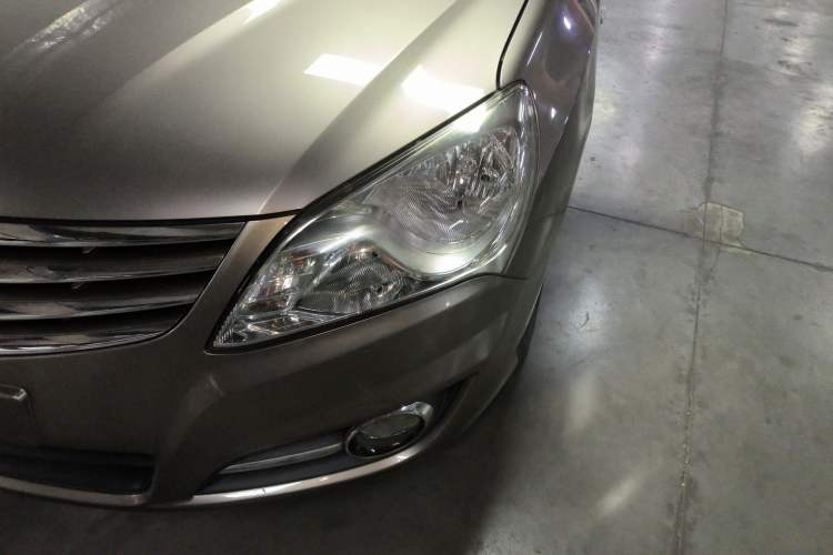 Used Hyundai Celesta 2015 1.6L Automatic Comfort Model
