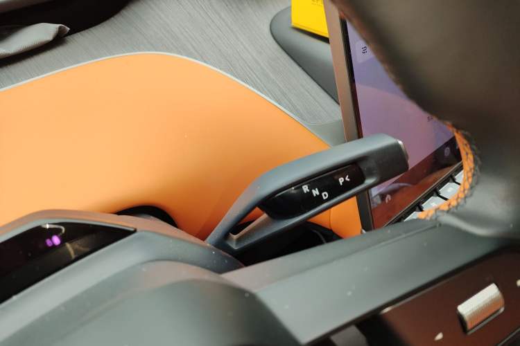 Used  YU7 2025 Ultra-Long Range All-Wheel Drive Pro Version
