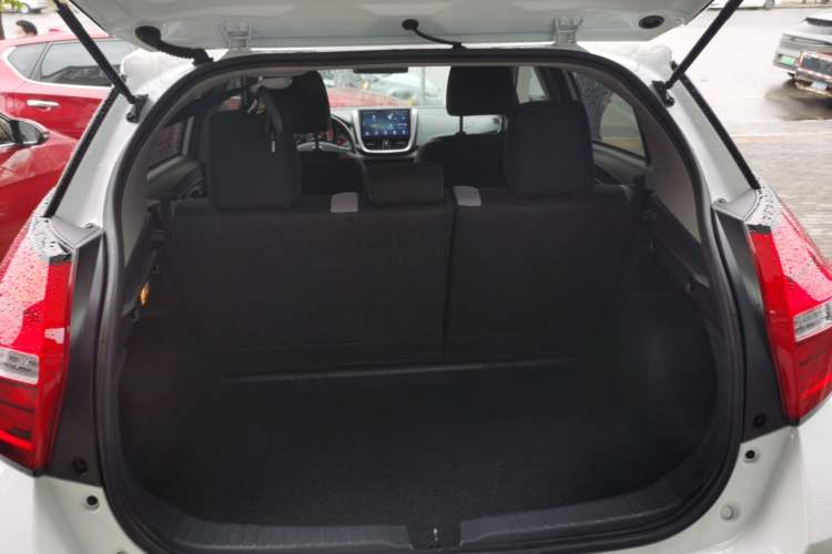 Used Toyota YARiS L Zhi Xuan 2022 1.5L CVT Leading PLUS Edition