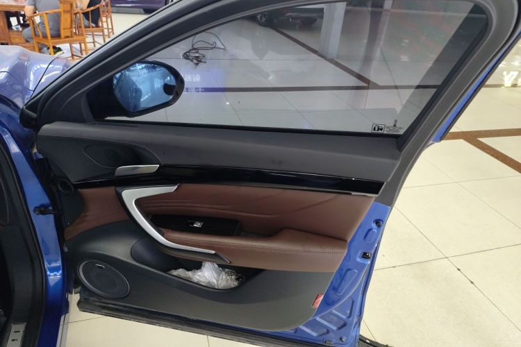 Used Wey VV7 2017 2.0T Flagship Edition
