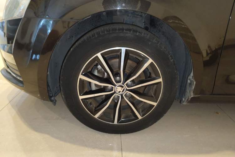 Used Skoda Octavia 2016 1.6L Automatic Smart Drive Edition
