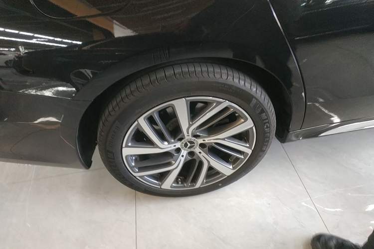 Used Mercedes-Benz E-Class 2025 E 300 L Stylish Model
