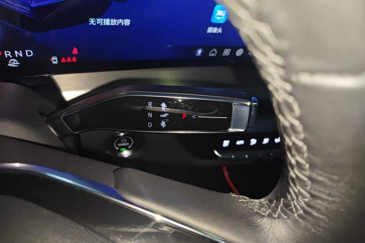 Used Cadillac LYRIQ 2022 Rear-Drive Long-Range Luxury Edition
