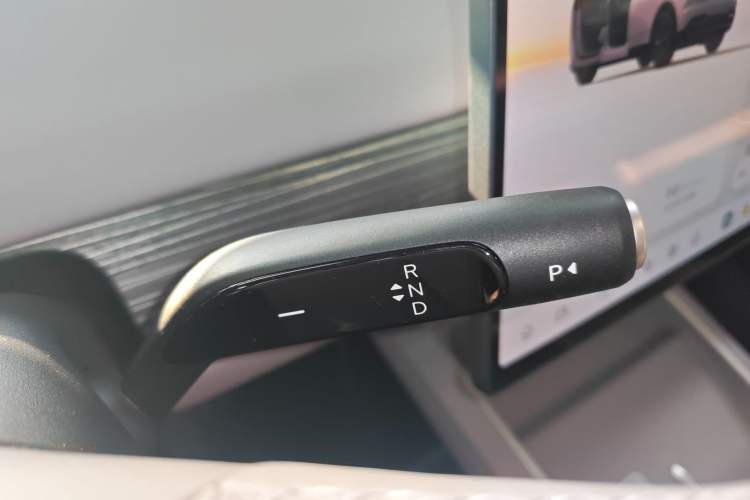 Used ONVO L60 2024 60 kWh Rear-Drive Version
